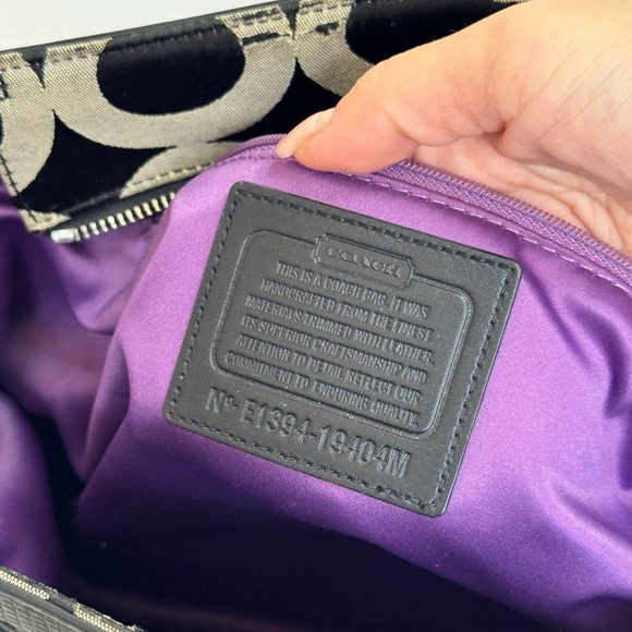 COACH GALLERY 19404M BLACK GRAY OP ART TOTE BAG SHOULDER PURSE - Picture 11 of 12